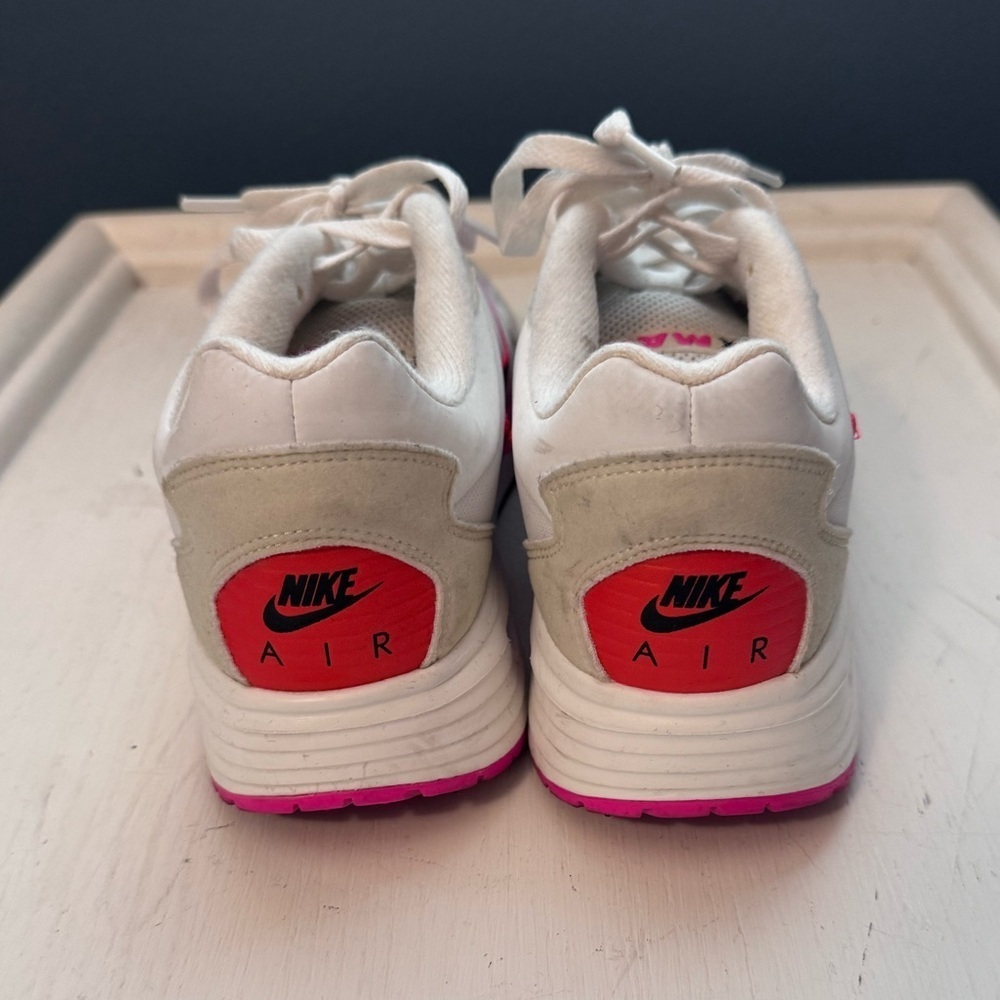 Nike Women's Air Max Solo White and Pink Sneakers - Picture 3 of 10